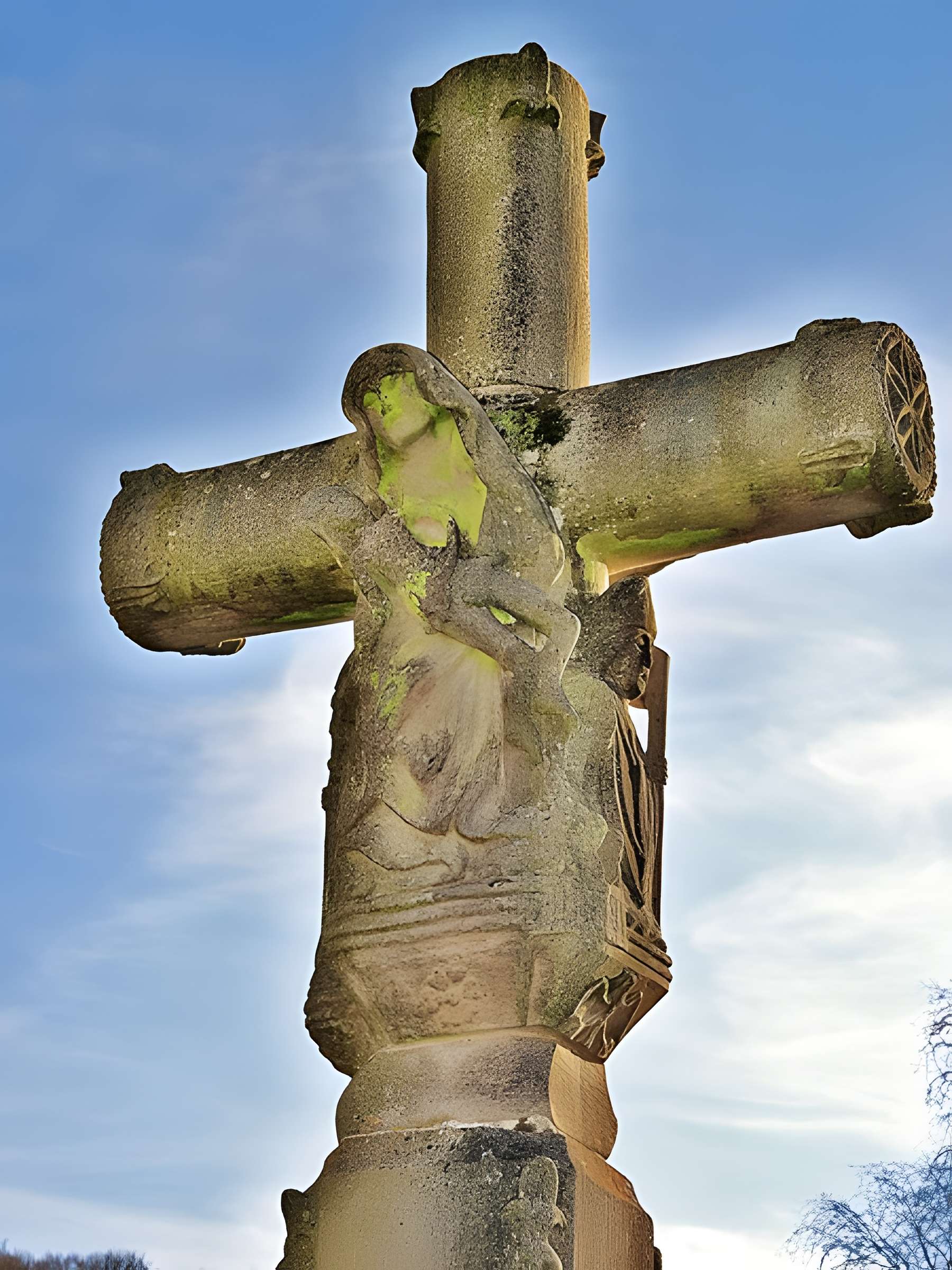 Croix de calvaire au hameau de Blanzey-Haut