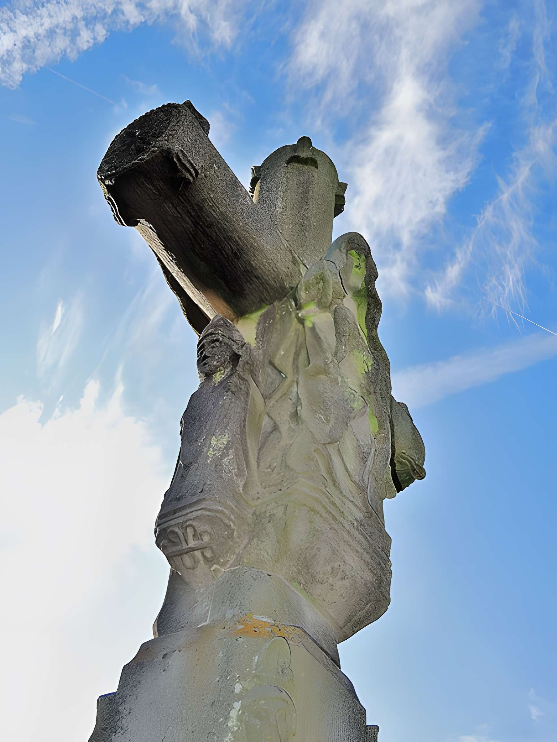 Croix de calvaire au hameau de Blanzey-Haut