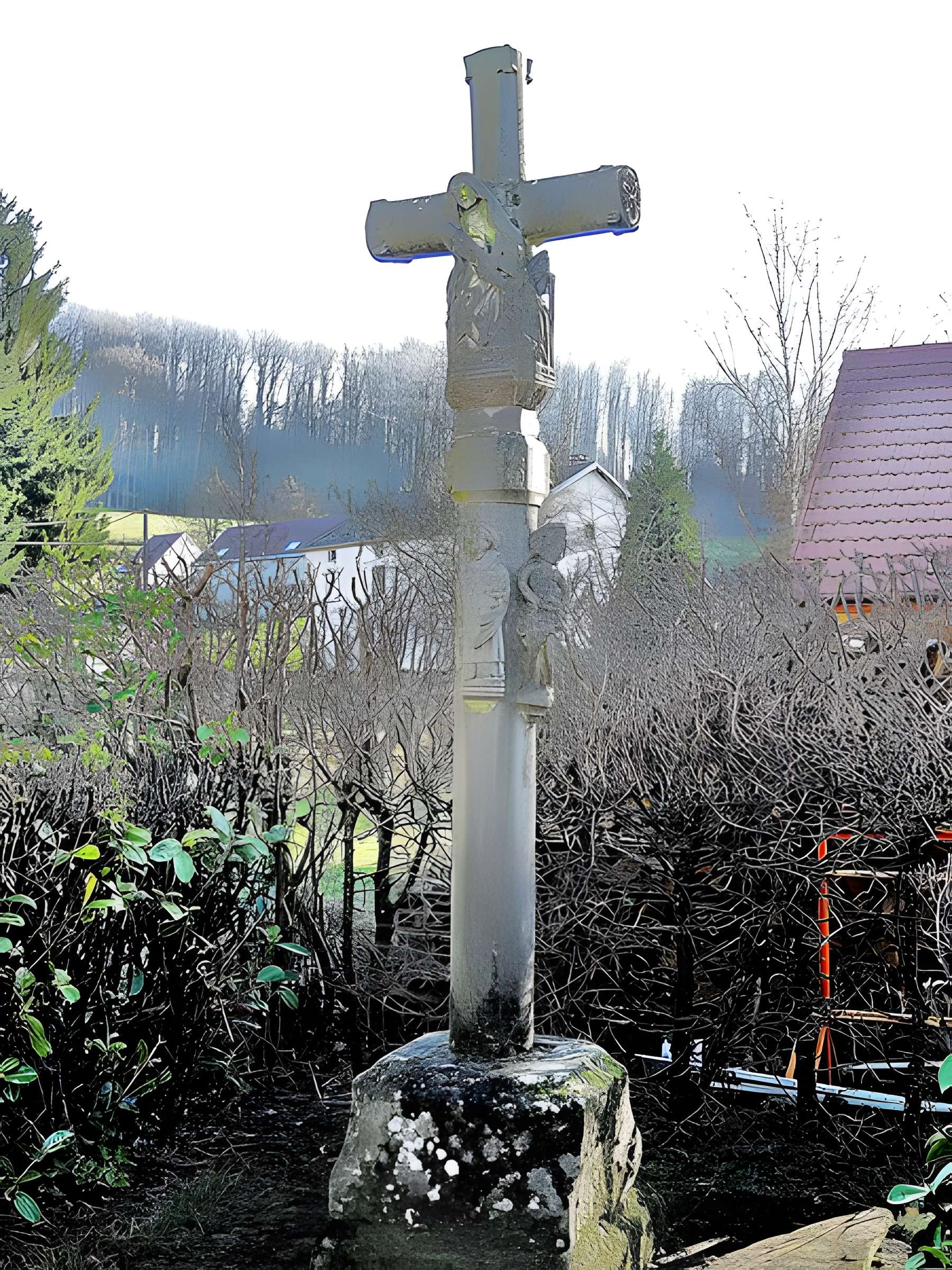 Croix de calvaire au hameau de Blanzey-Haut