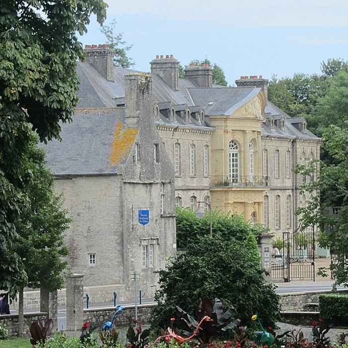 Photo de Hôtel de Beaumont à Valognes