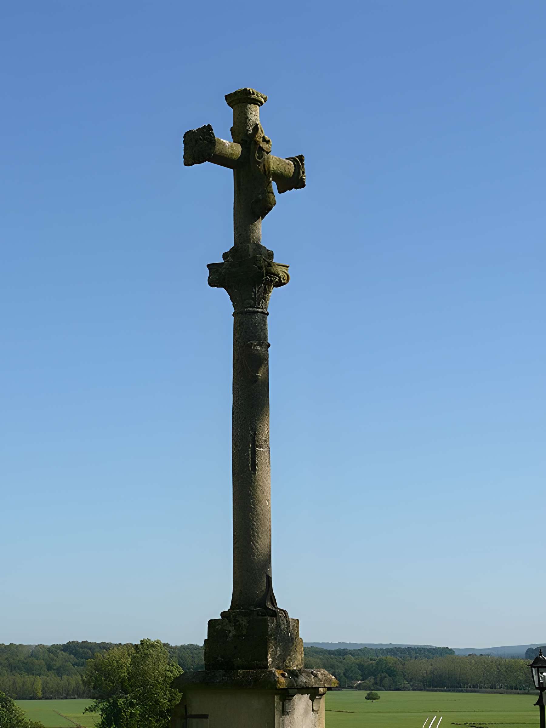 Croix monumentale