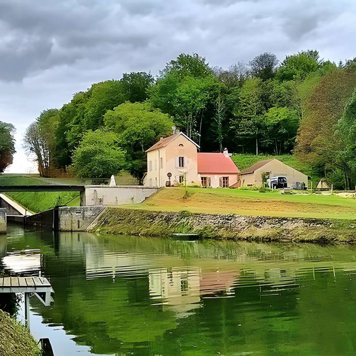 Photo de Canal souterrain de Saint-Albin également sur commune dOvanches