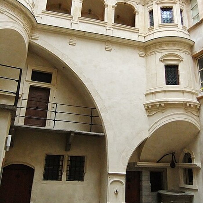 Photo de Maison, dite aussi hôtel Bullioud