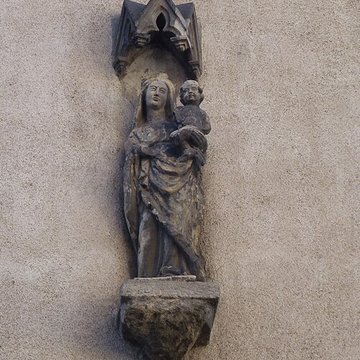 Statue de la Vierge à lenfant