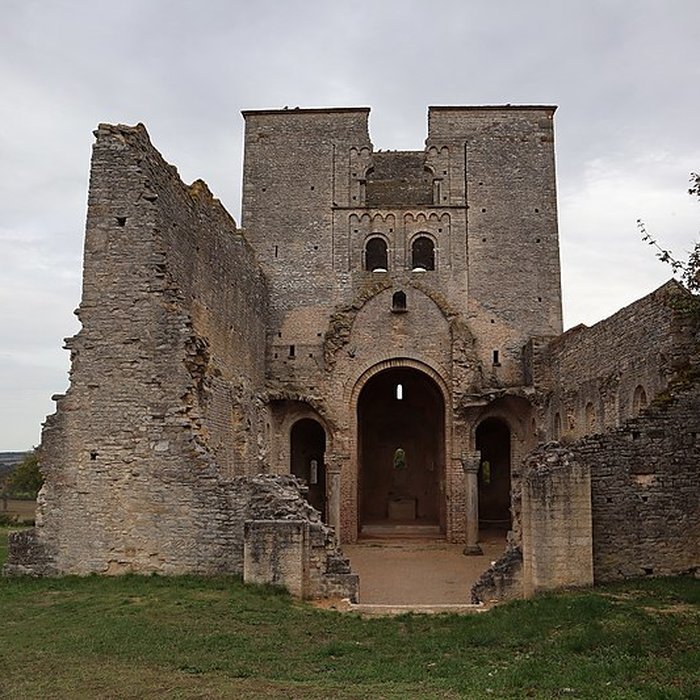 Photo de Eglise Saint-Hippolyte ruines