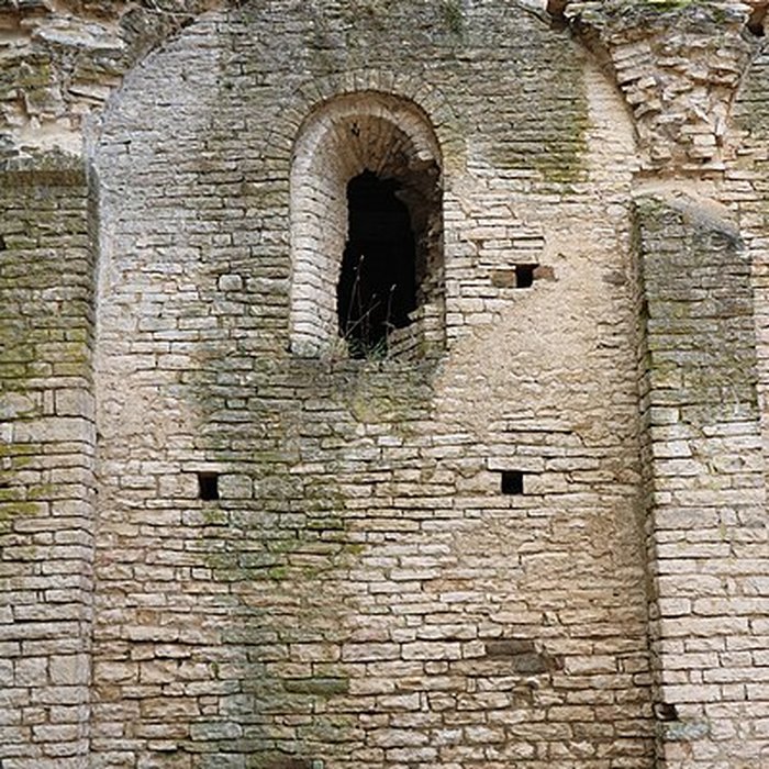 Photo de Eglise Saint-Hippolyte ruines