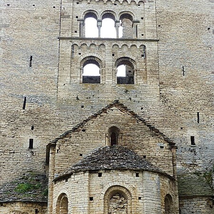 Photo de Eglise Saint-Hippolyte ruines