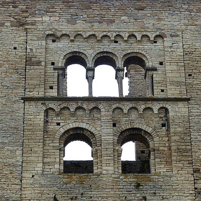 Photo de Eglise Saint-Hippolyte ruines