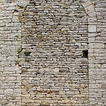 Eglise Saint-Hippolyte ruines