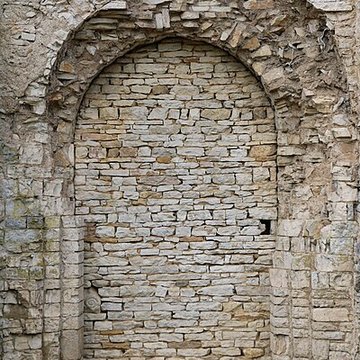 Eglise Saint-Hippolyte ruines
