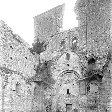 Eglise Saint-Hippolyte ruines