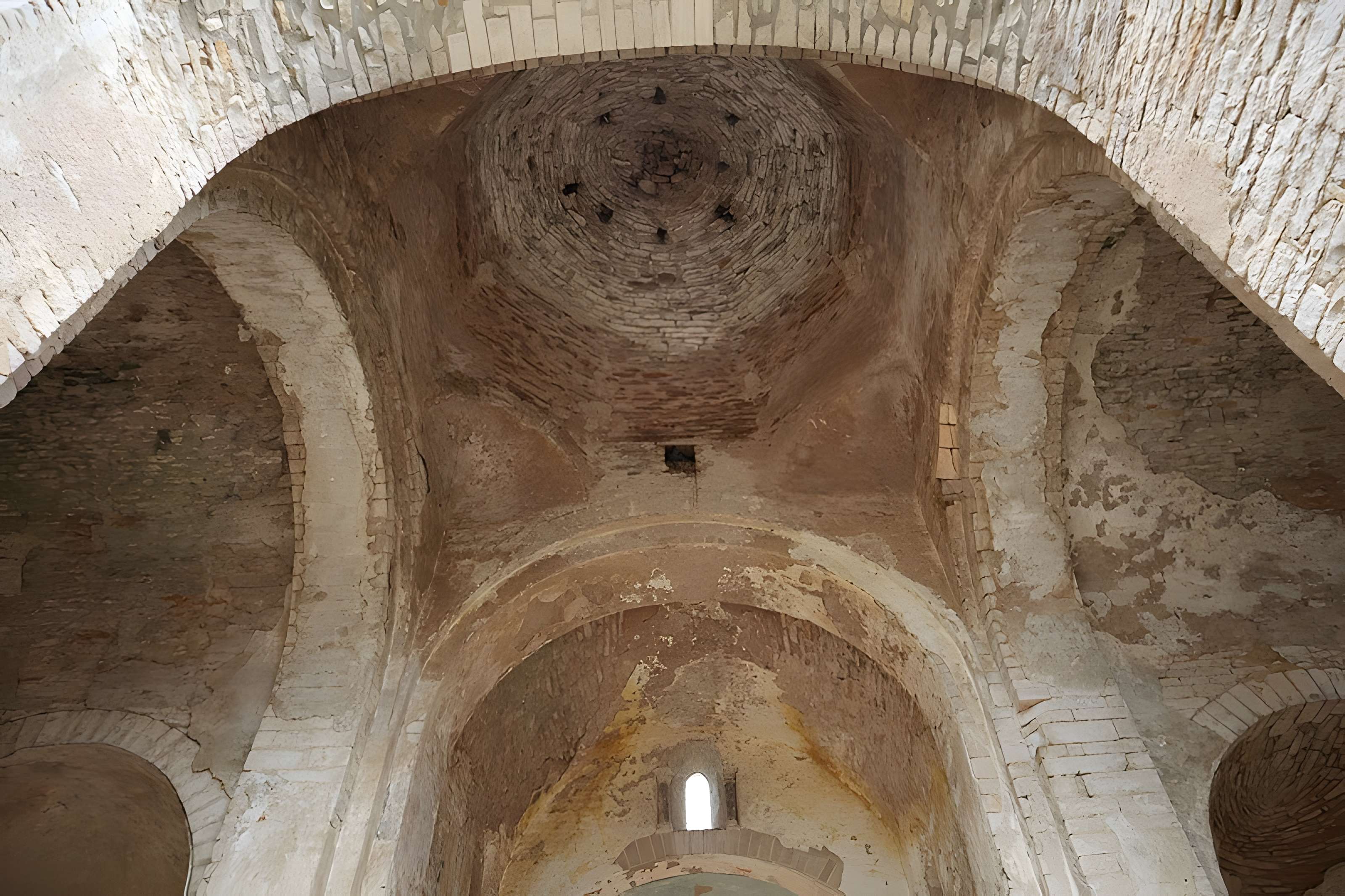 Eglise Saint-Hippolyte (ruines)