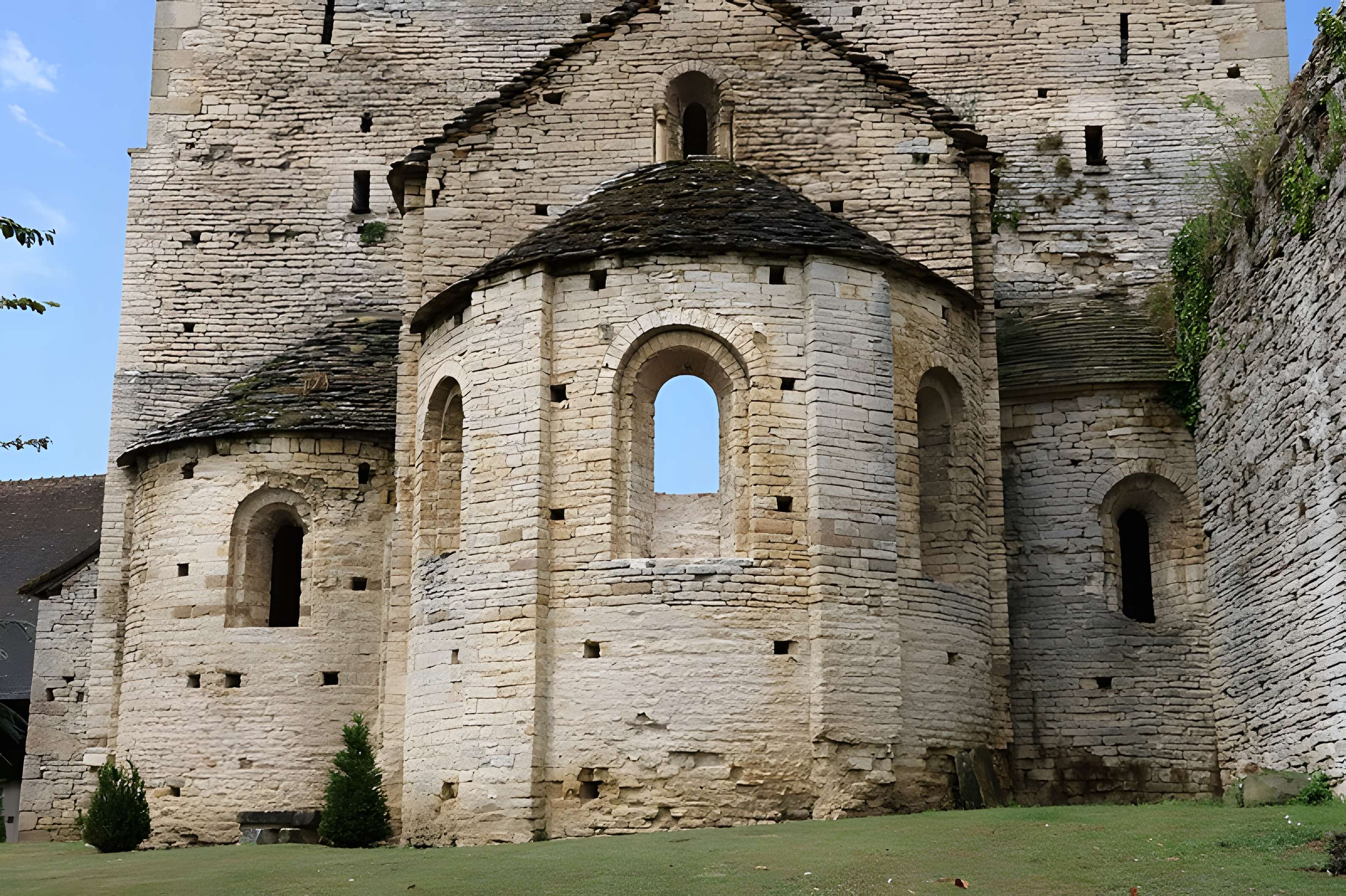 Eglise Saint-Hippolyte (ruines)