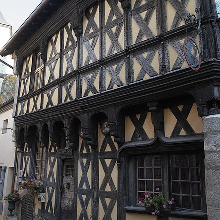 Photo de Maison dite Maison Sévigné