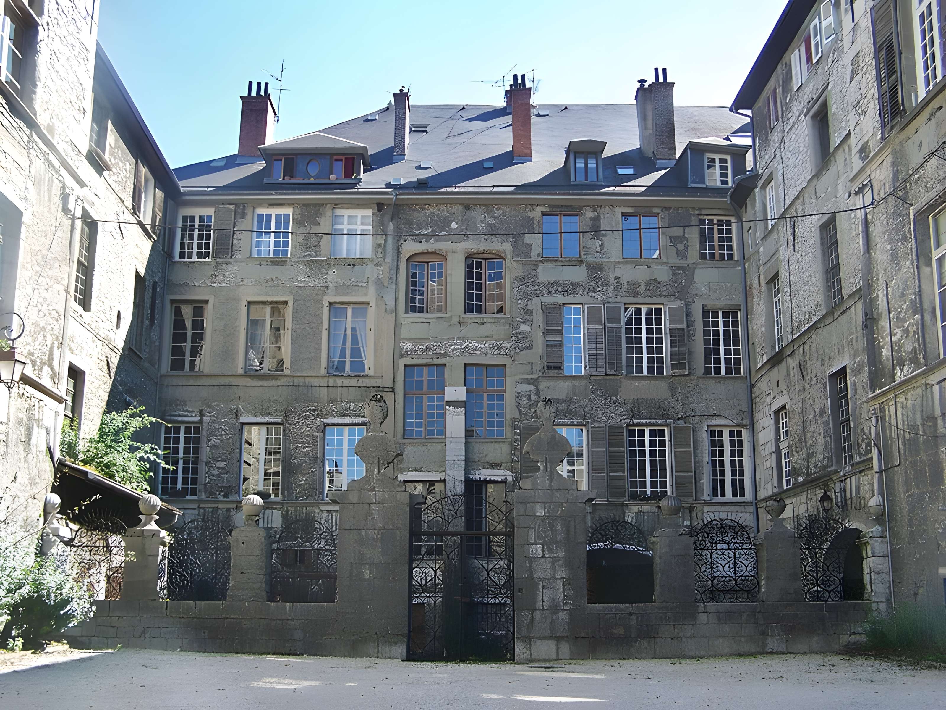 Hôtel de Chateauneuf à Chambéry