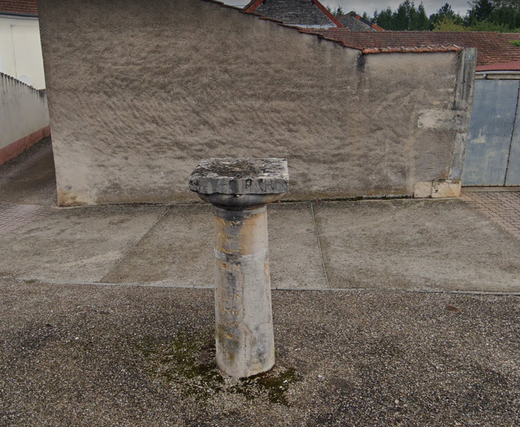 Photo de Borne-colonne