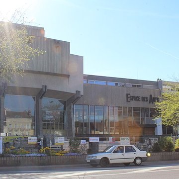 Espace des Arts et Maison des Sports, anciennement  Maison de la Culture et des Sports