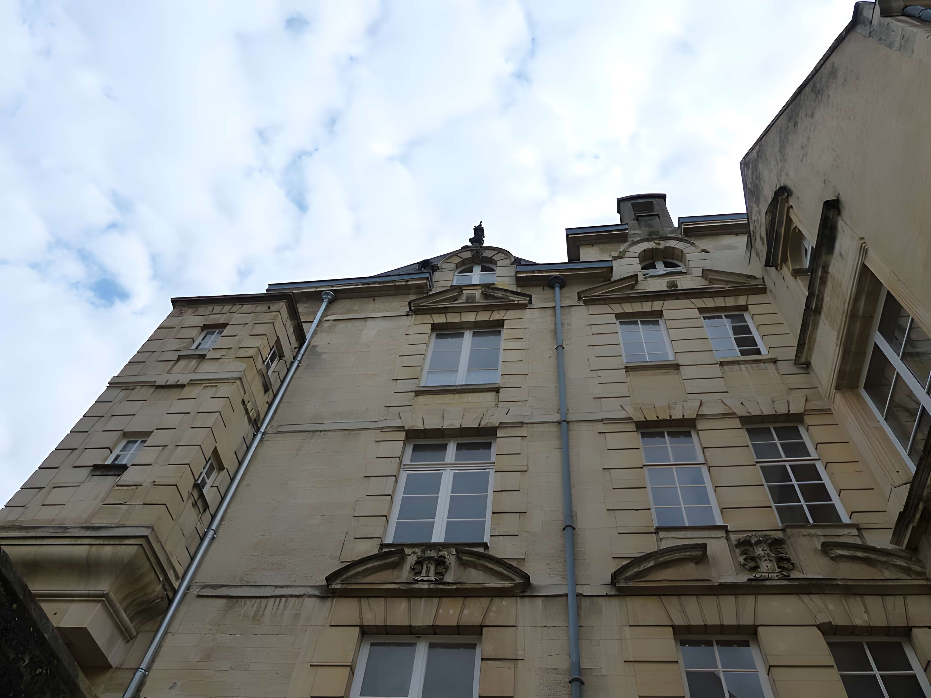 Hôtel de Colomby à Caen