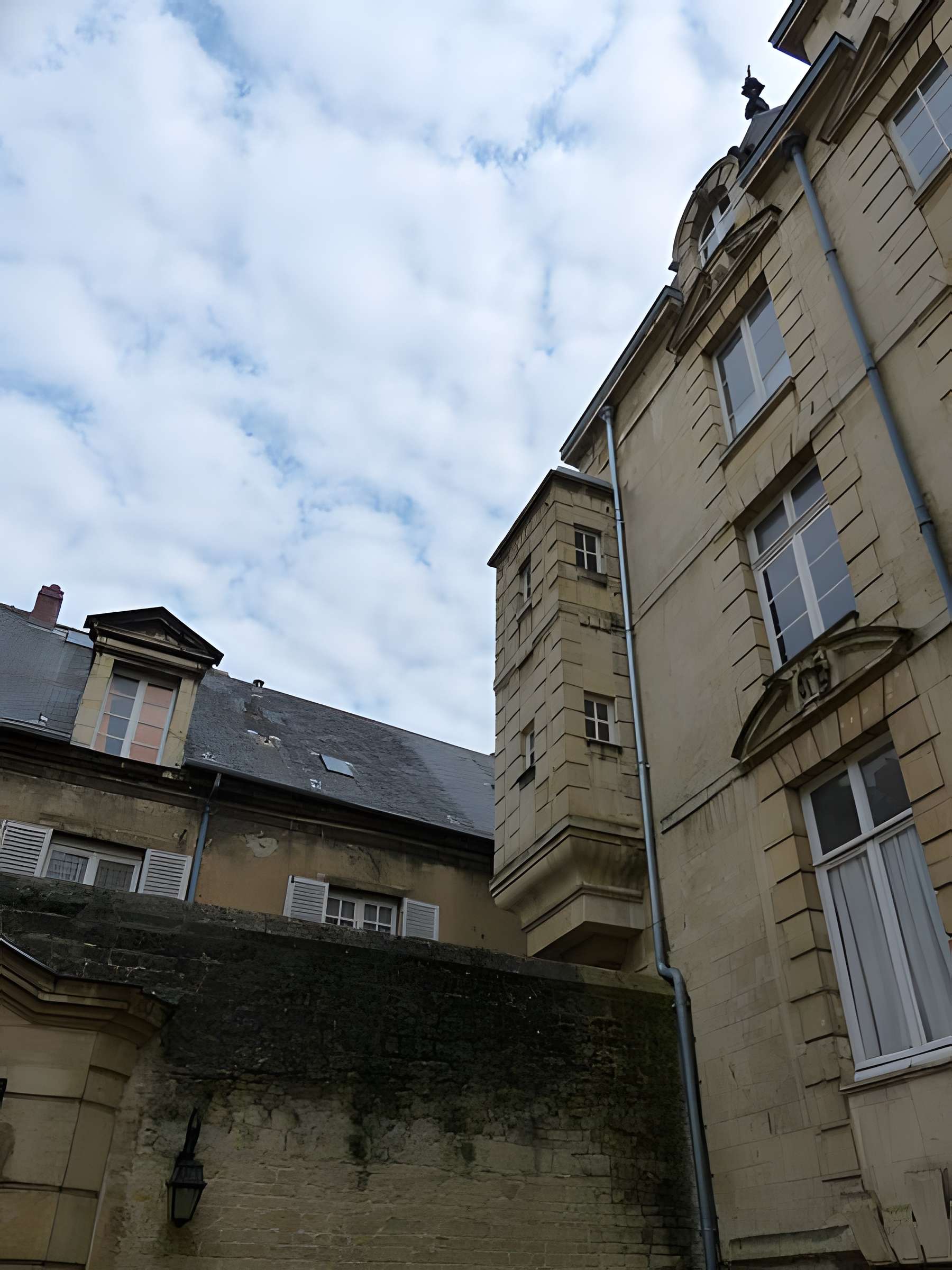 Hôtel de Colomby à Caen