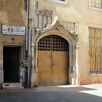 Maisons
