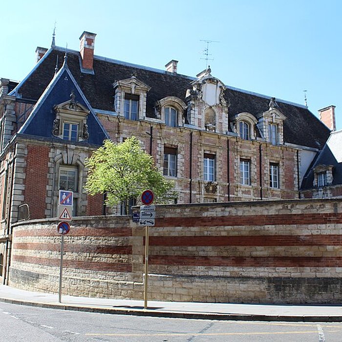 Photo de Sous-préfecture ancien hôtel Lantin de Montcoy