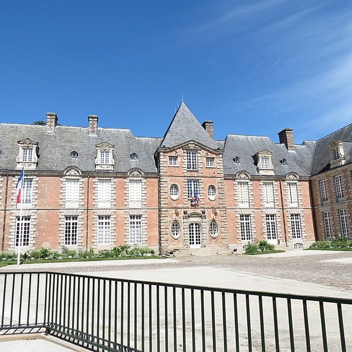 Photo de Hôtel de Guise à Alençon