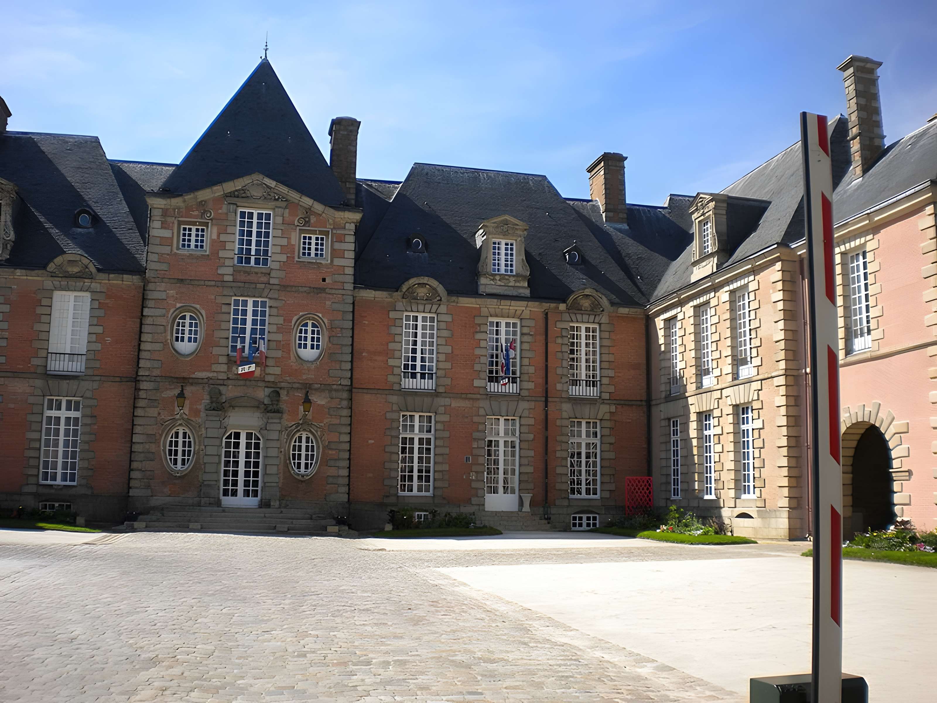 Hôtel de Guise à Alençon