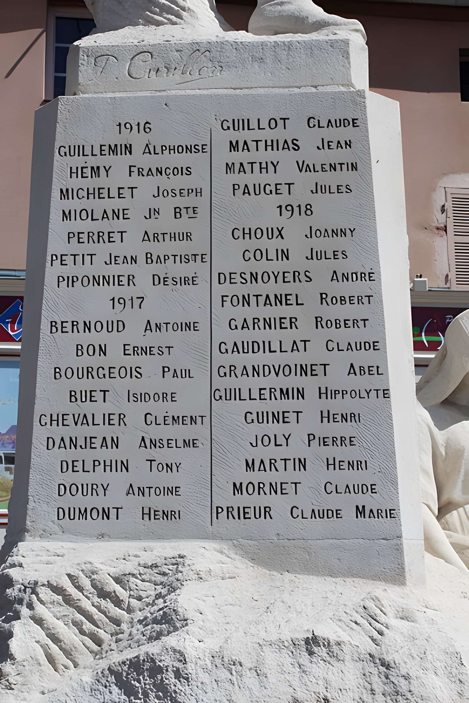 Monument aux morts