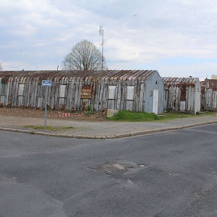 Photo de Pavillons Fillod ou préfabriqués de type parois inclinées