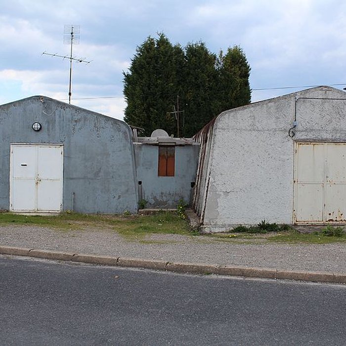 Photo de Pavillons Fillod ou préfabriqués de type parois inclinées