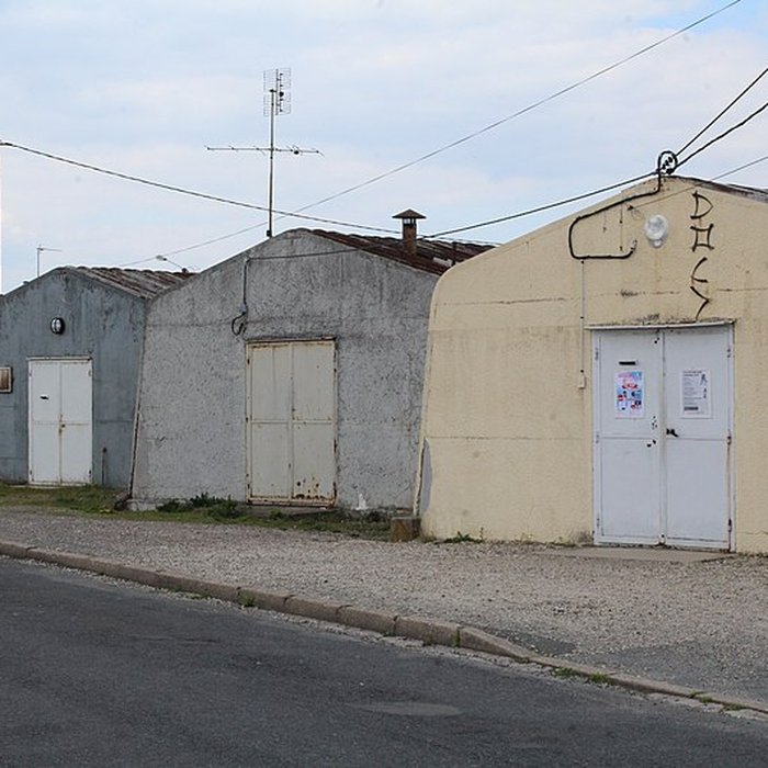 Photo de Pavillons Fillod ou préfabriqués de type parois inclinées