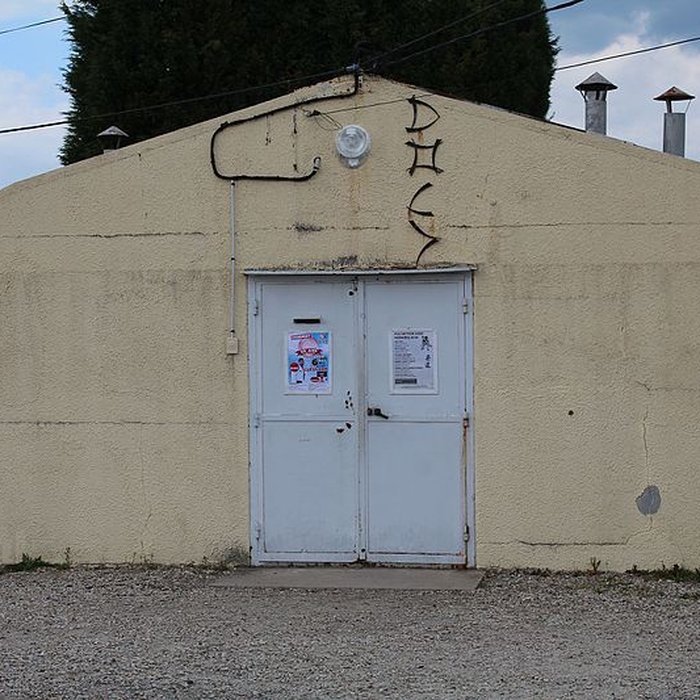 Photo de Pavillons Fillod ou préfabriqués de type parois inclinées