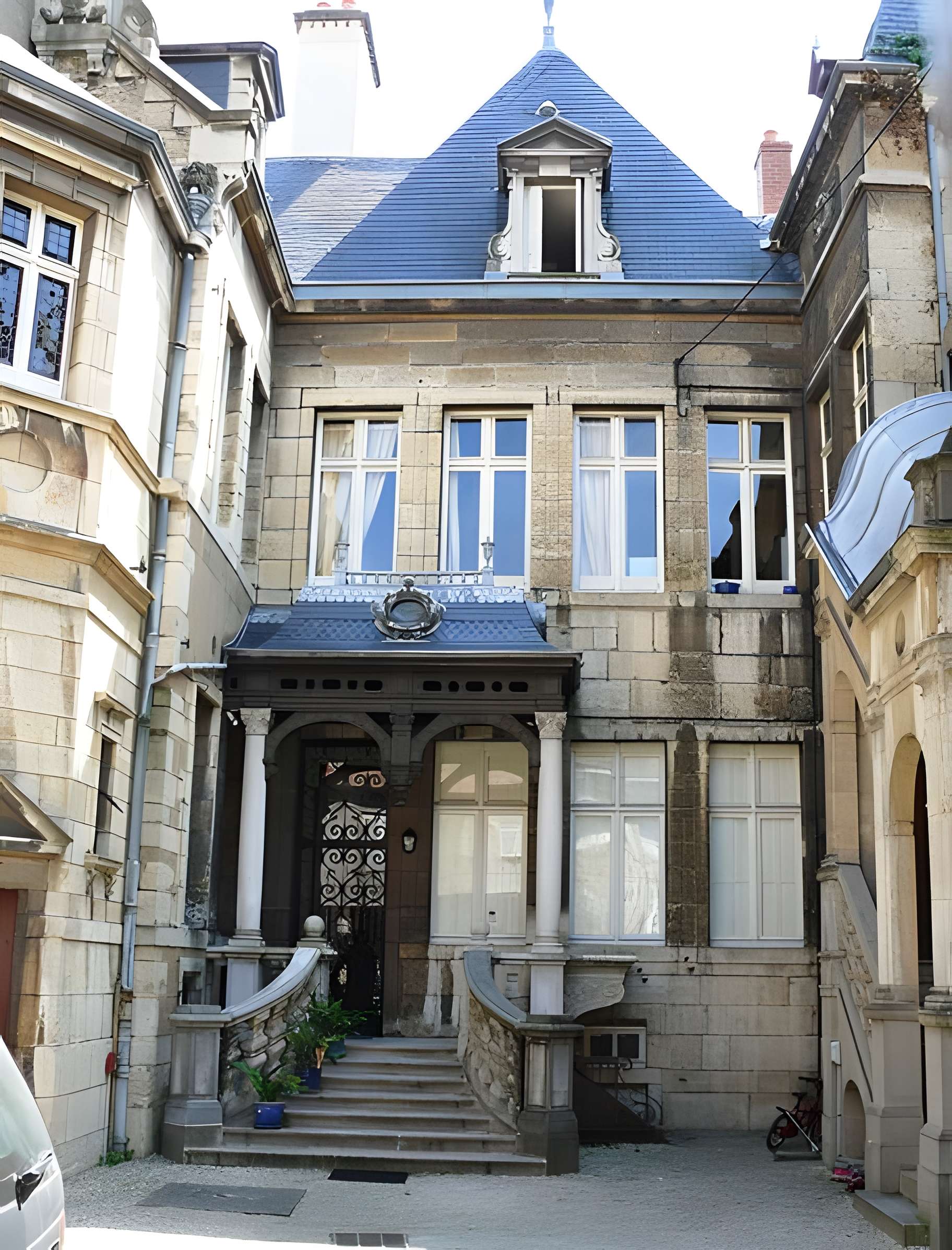 Hôtel de Laloge à Dijon