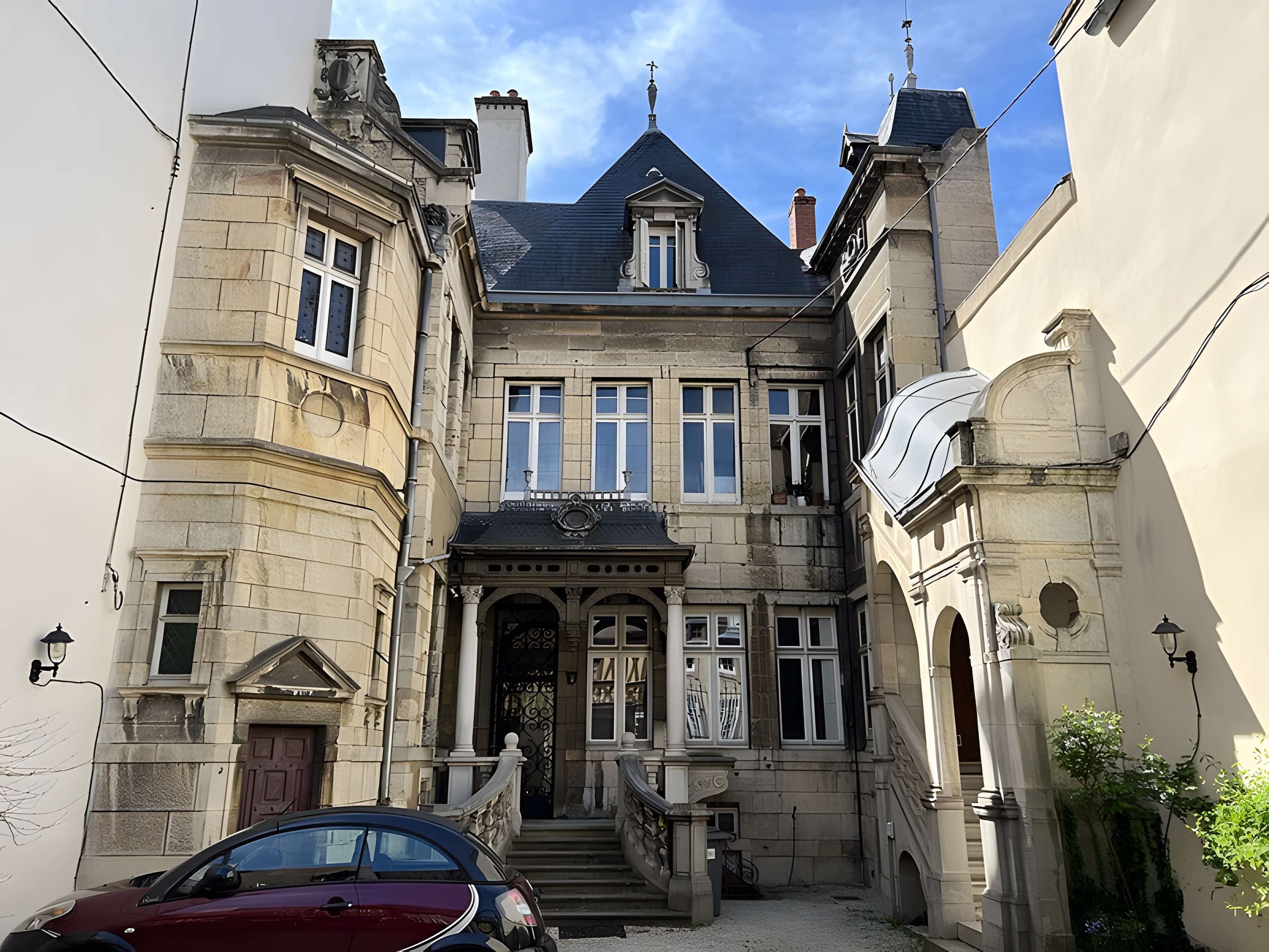 Hôtel de Laloge à Dijon