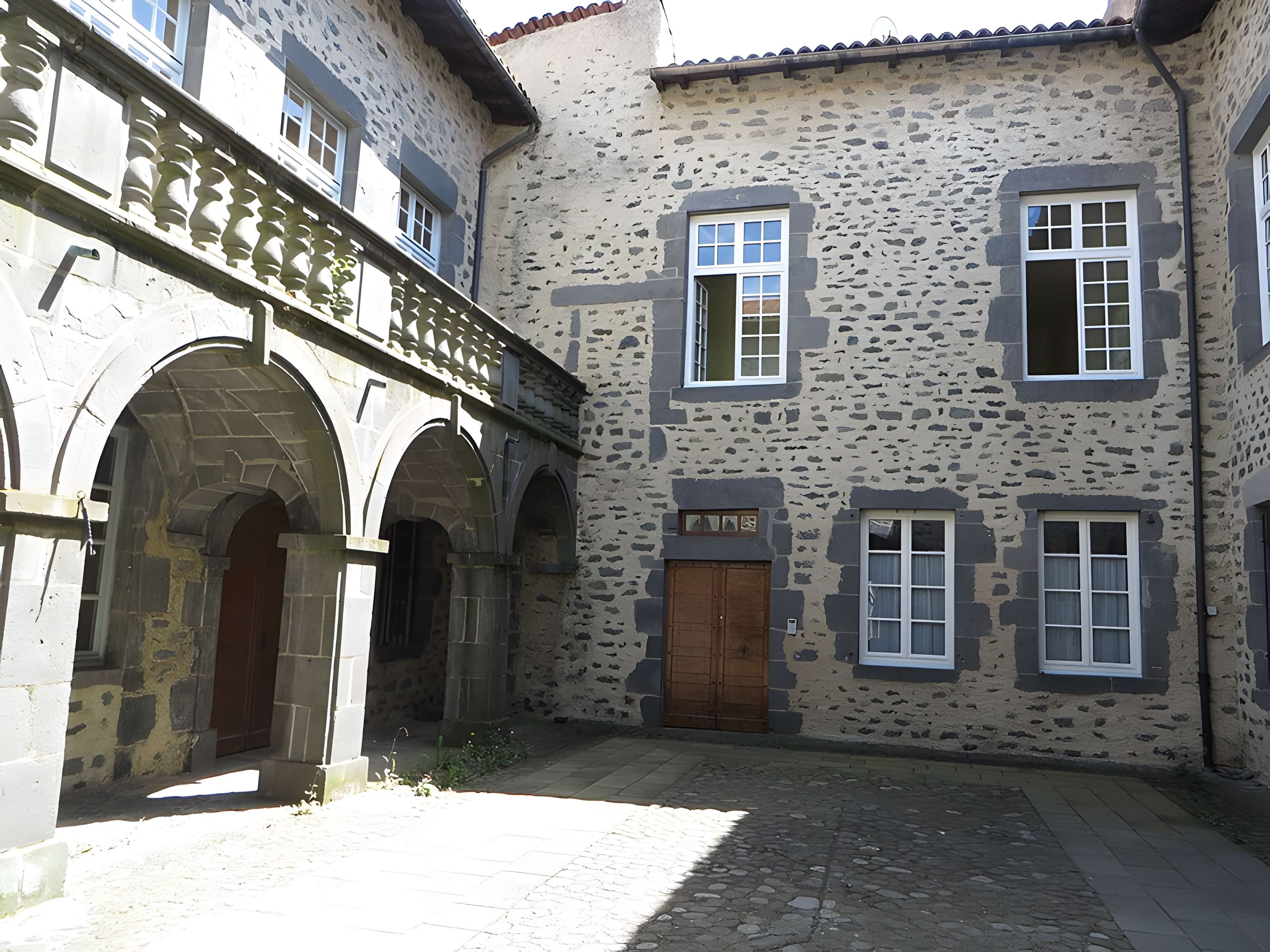 Hôtel de Lastic à Saint-Flour