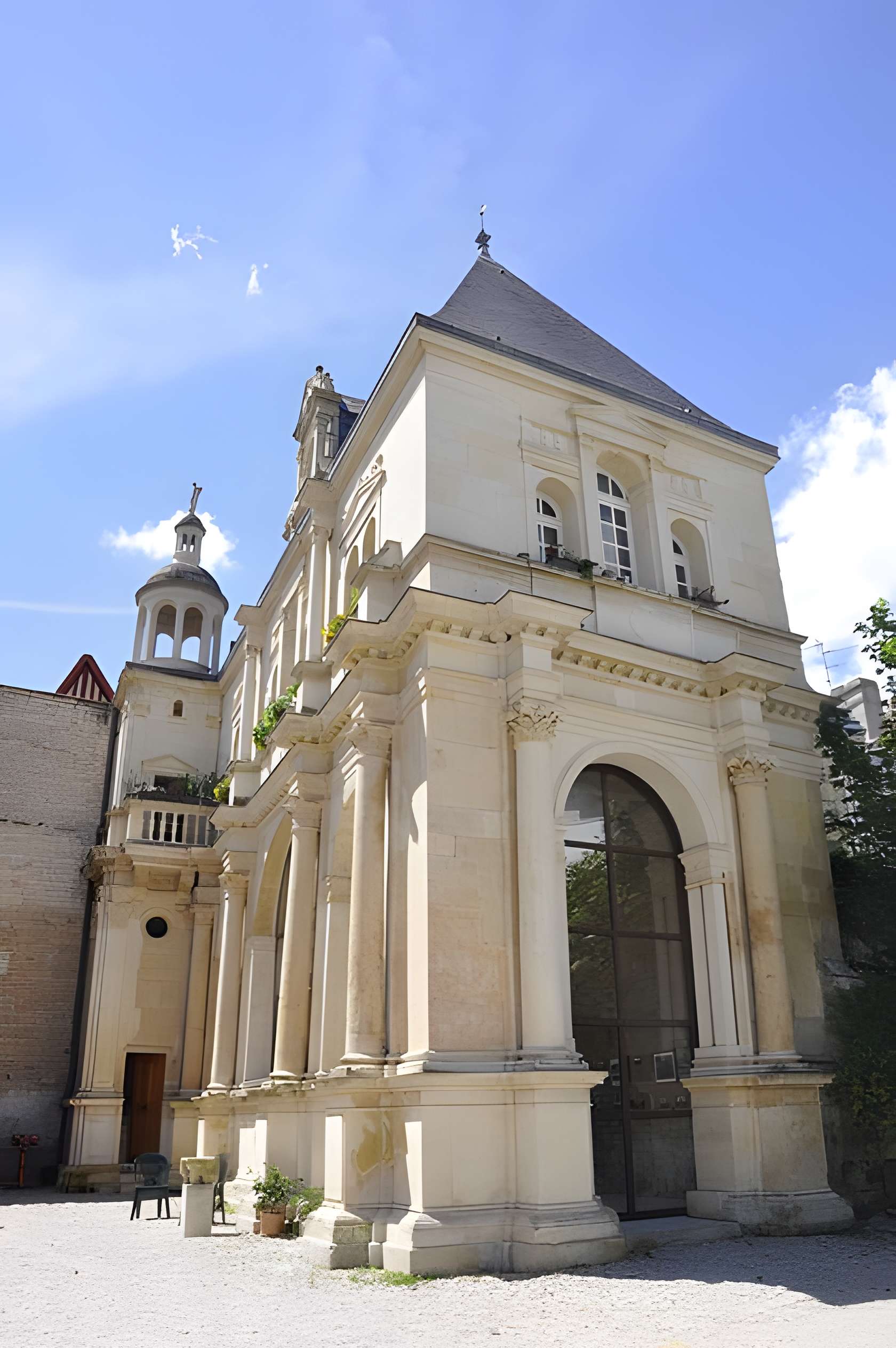 Hôtel de Mondrainville à Caen restauré