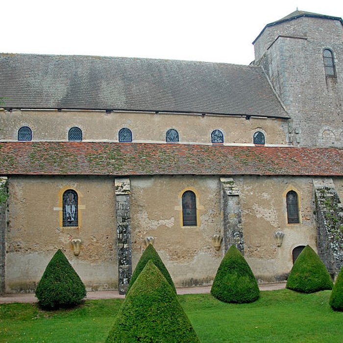 Photo de Eglise Saint-Pierre et Saint-Benoît