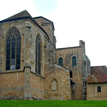 Eglise Saint-Pierre et Saint-Benoît