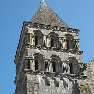 Eglise Saint-Pierre et Saint-Benoît