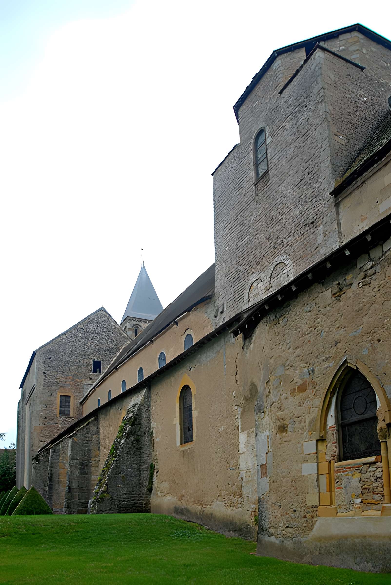 Eglise Saint-Pierre et Saint-Benoît