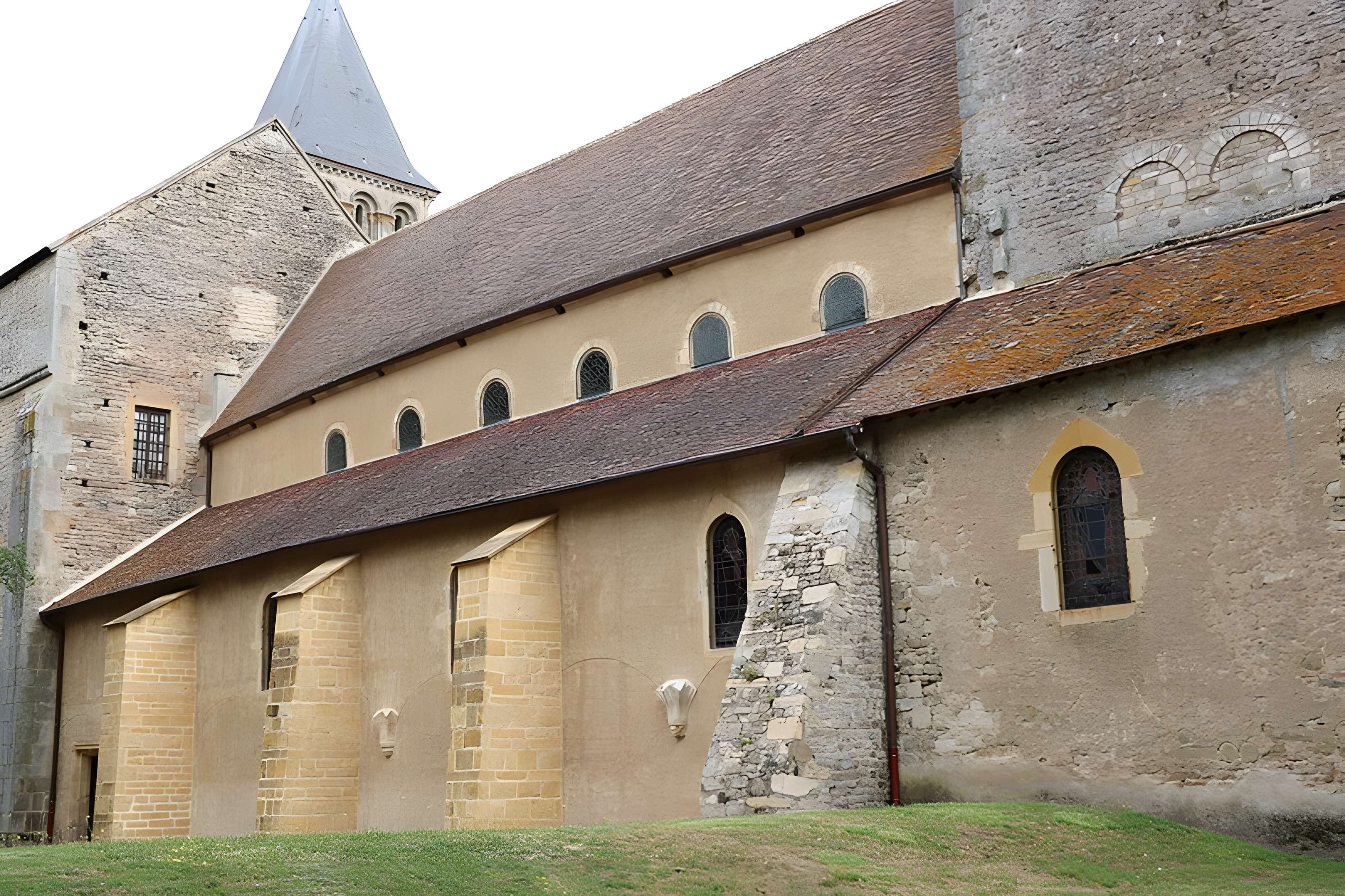 Eglise Saint-Pierre et Saint-Benoît