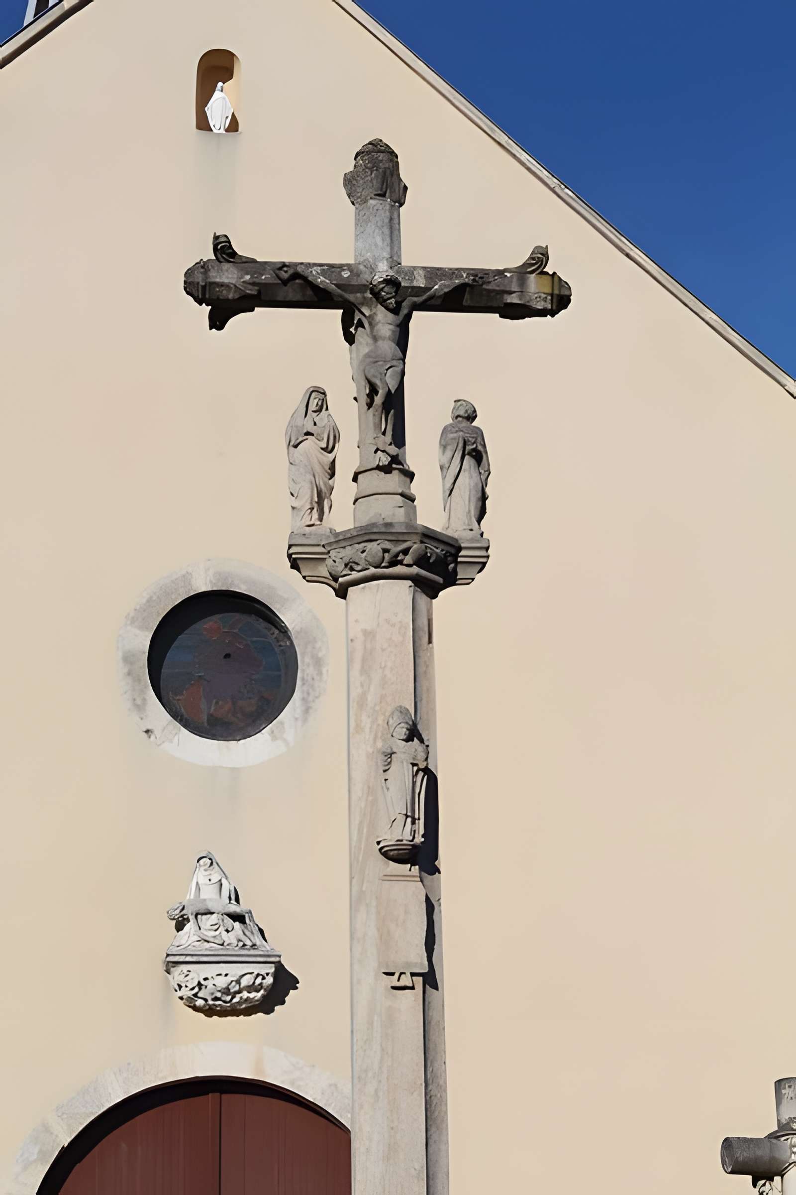 Croix de cimetière