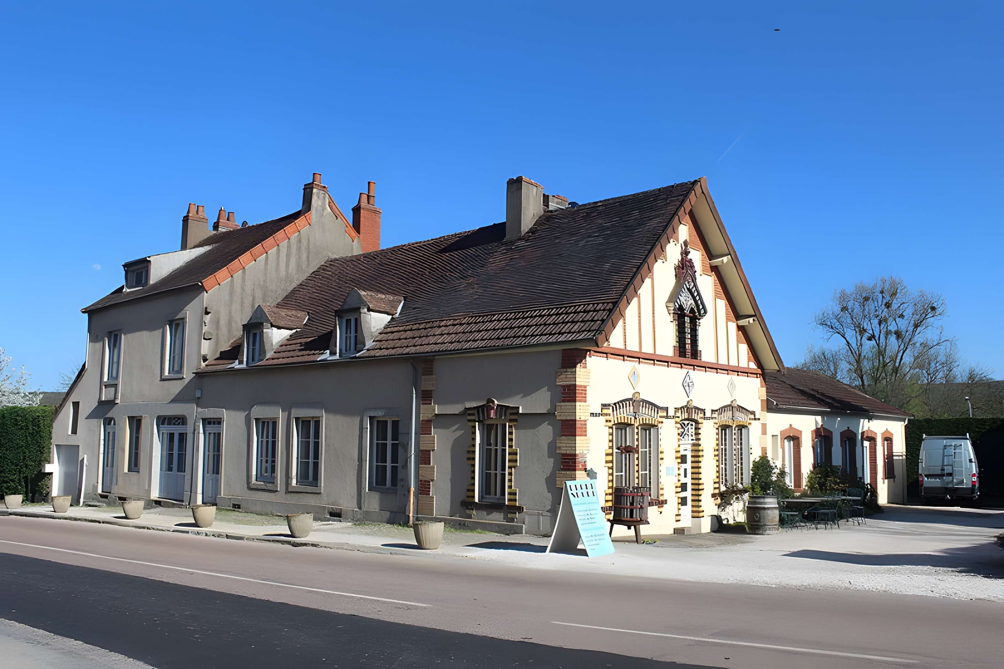 Ancienne tuilerie Perrusson-Desfontaines