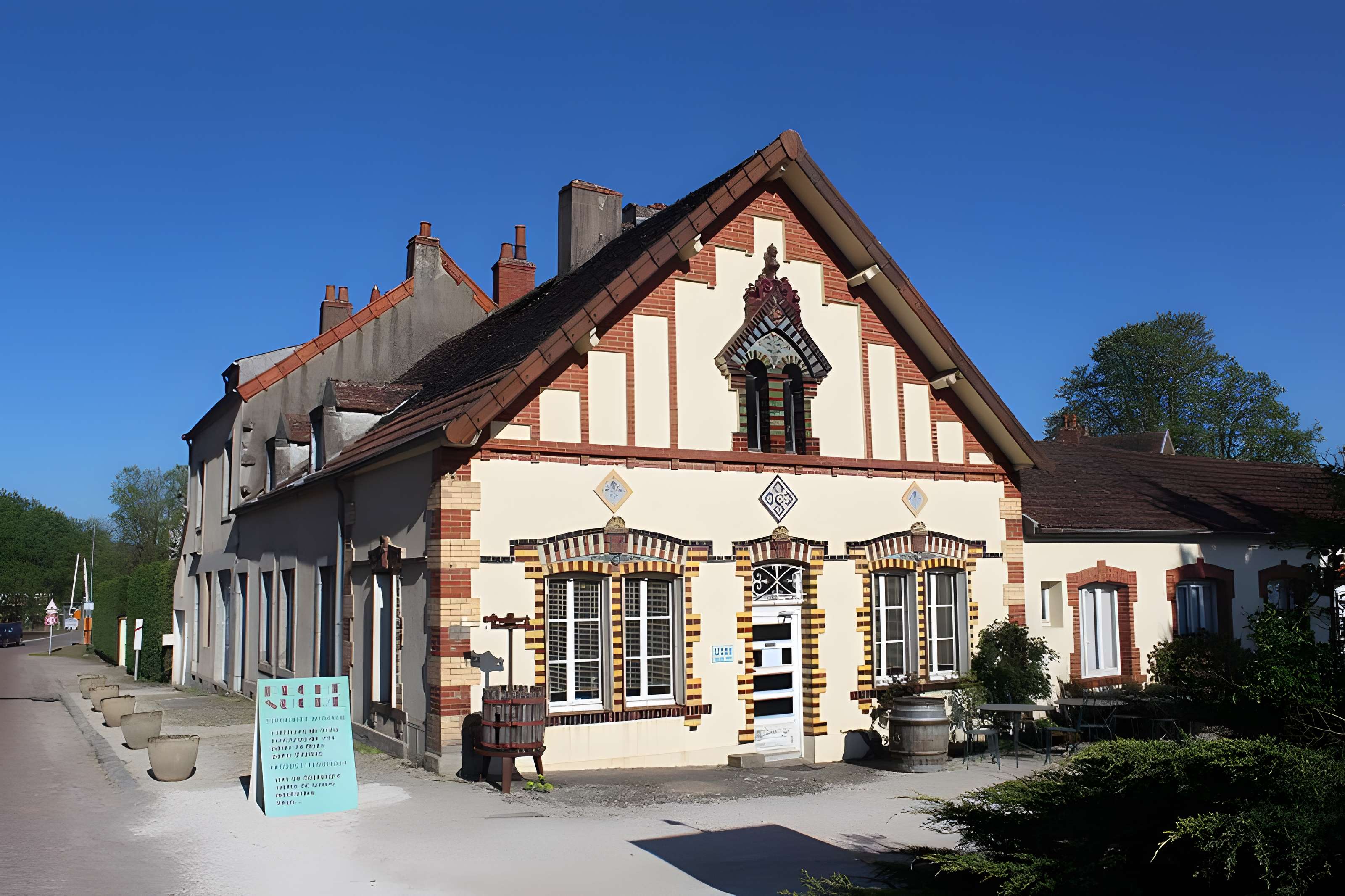 Ancienne tuilerie Perrusson-Desfontaines