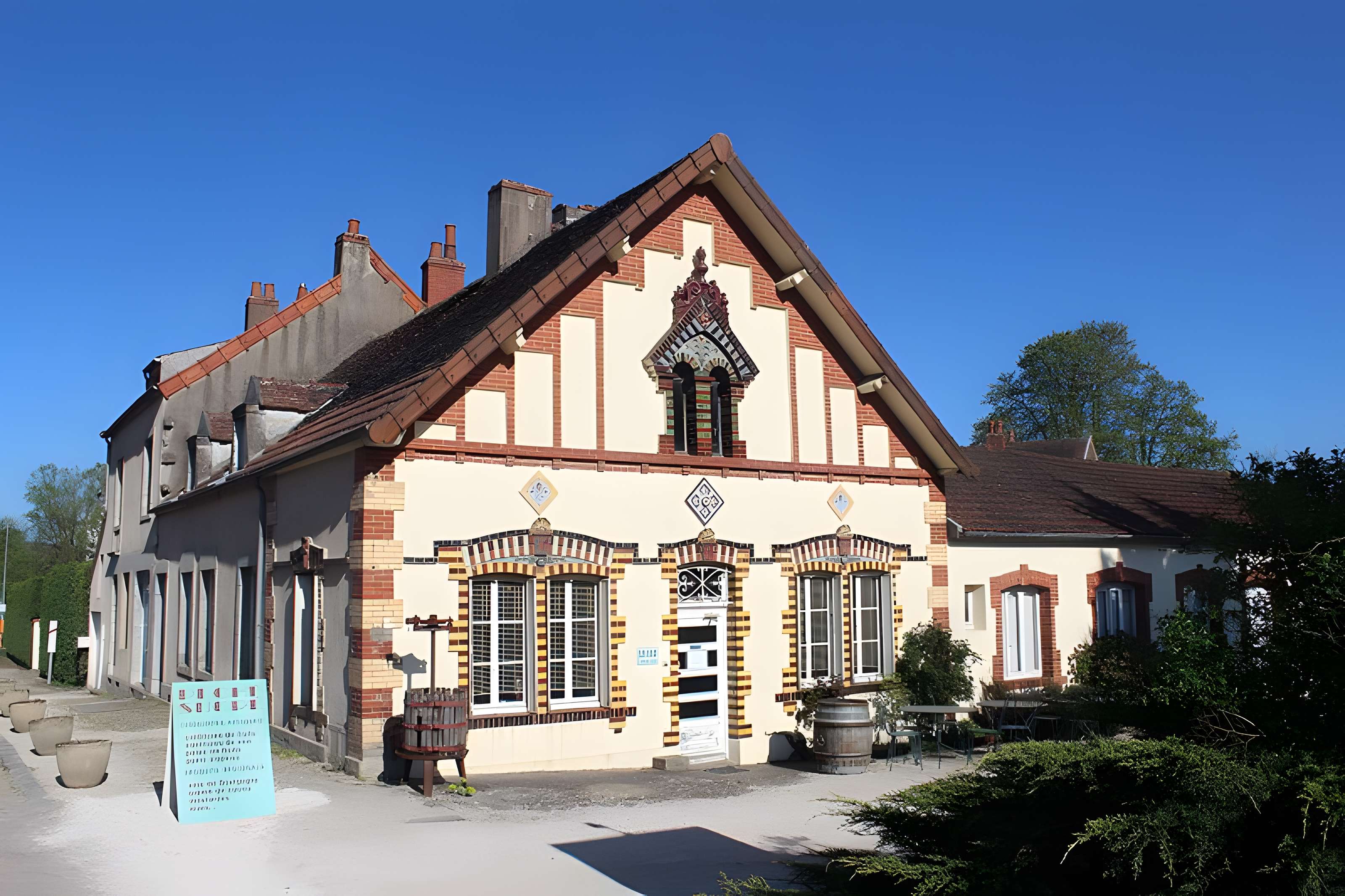 Ancienne tuilerie Perrusson-Desfontaines