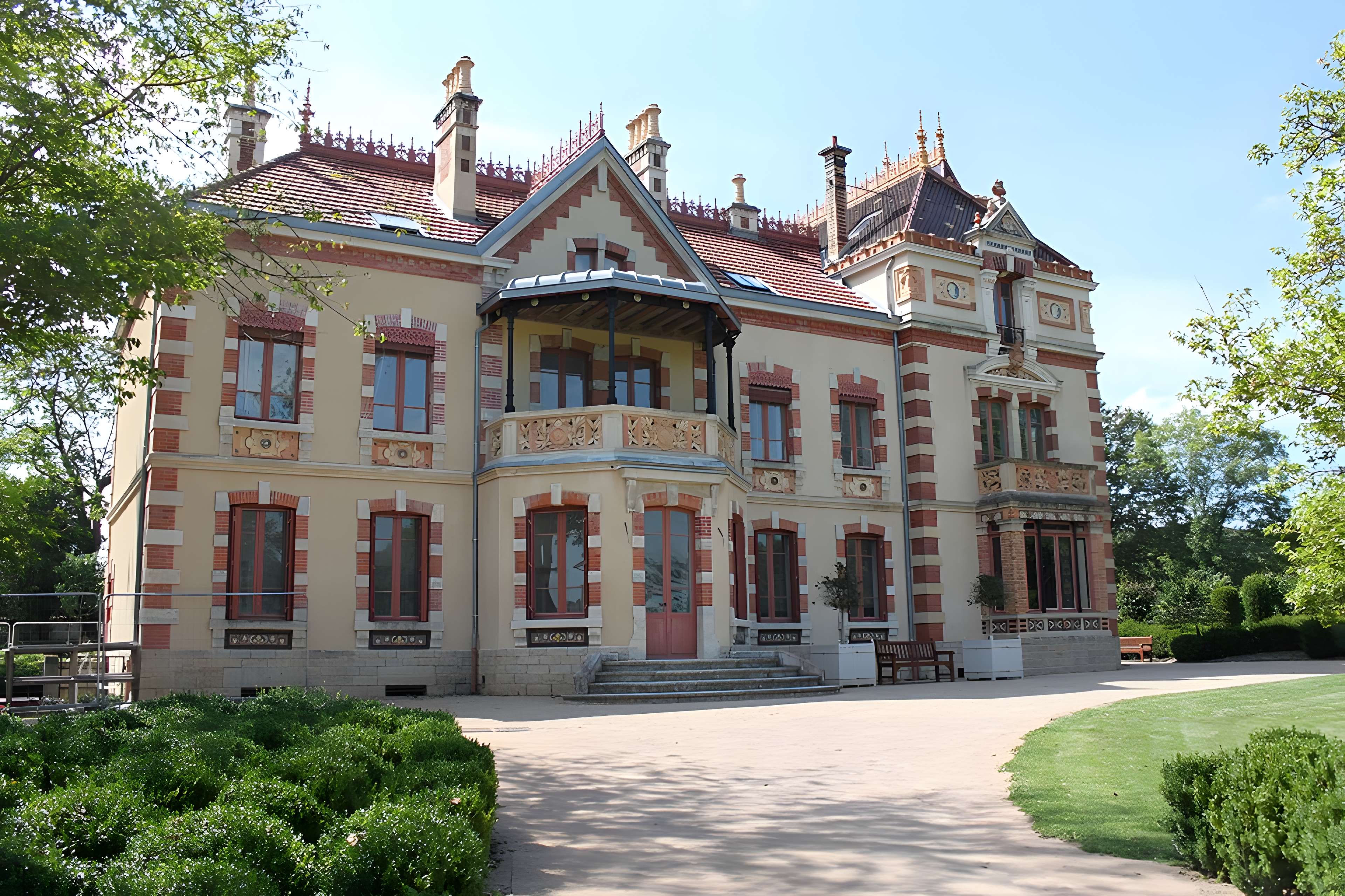 Ancienne tuilerie Perrusson-Desfontaines