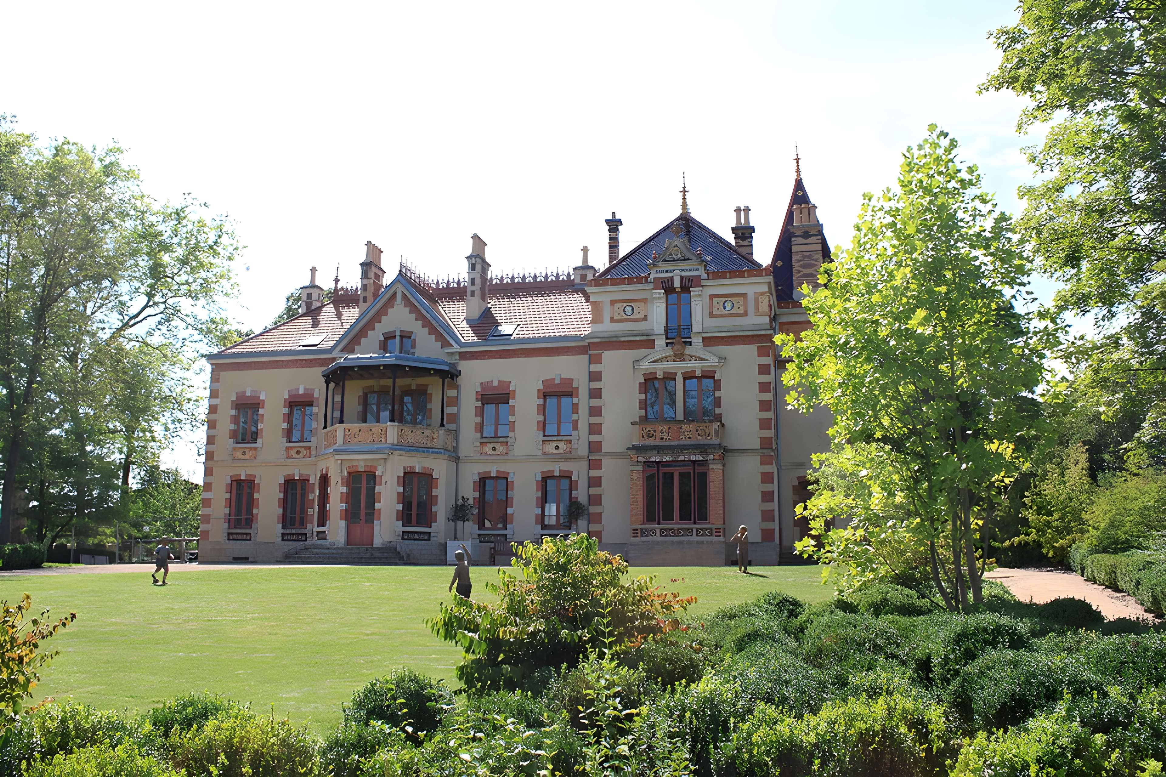 Ancienne tuilerie Perrusson-Desfontaines