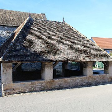 Fontaine et lavoir