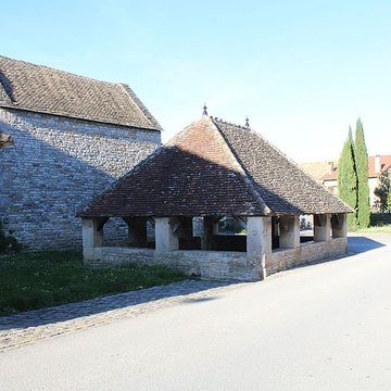 Fontaine et lavoir