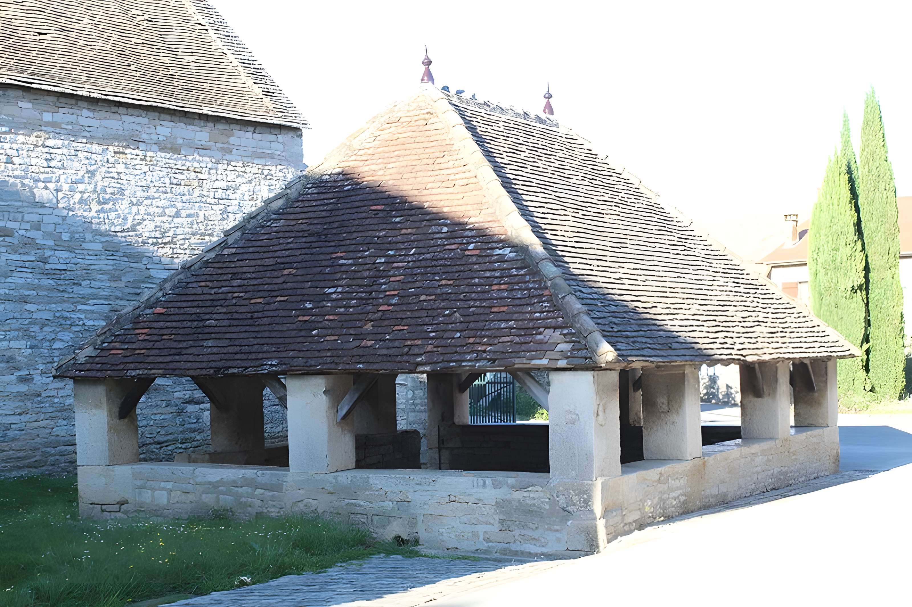 Fontaine et lavoir